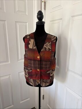 Union Khaki Vintage 90s patchwork vest
 in Red and Brown